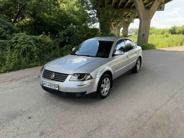 Авто Volkswagen Passat Sedan 2004 № 8881463