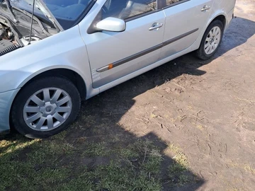 Авто Renault Laguna 2003 № 8881530