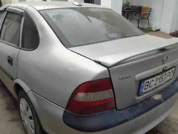 Авто Opel Vectra 1998 № 8881533