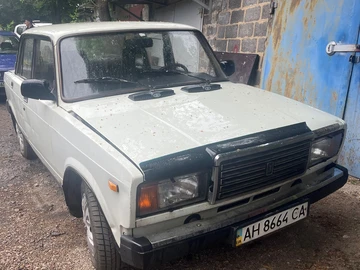 Авто ВАЗ 2107 1997 № 8881572