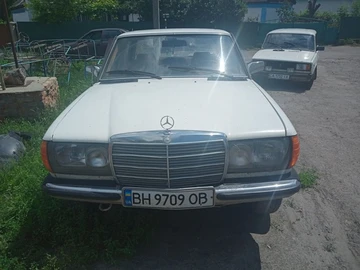 Авто Mercedes 200 1986 № 8881579