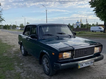 Авто ВАЗ 2107 2004 № 8881588