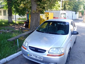 Авто Chevrolet Aveo 2005 № 8881613