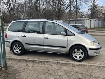 Авто Ford Galaxy 2002 № 8881714