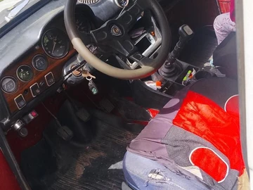 Авто ВАЗ 2103 1975 № 8881919