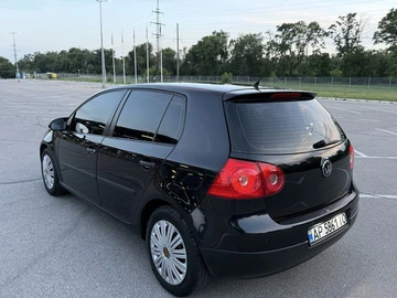 Авто Volkswagen Golf 2005 № 8881997