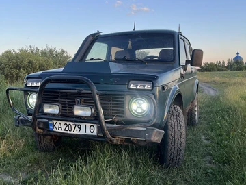 Авто ВАЗ 2121 1988 № 8882008