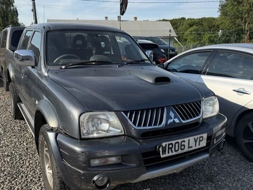 Авто Mitsubishi L 200 2006 № 8882113
