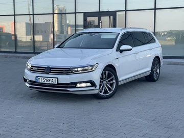 Авто Volkswagen Passat Variant 2015 № 8882180