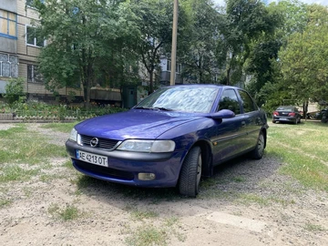 Авто Opel Vectra 1996 № 8882242