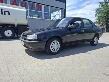 Авто Opel Vectra 1991 № 8882310