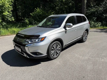 Авто Mitsubishi Outlander 2020 № 8882314