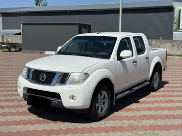 Авто Nissan Navara 2013 № 8882348
