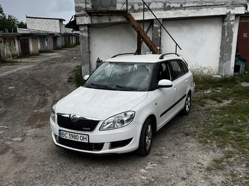 Авто Skoda Fabia 2012 № 8882349