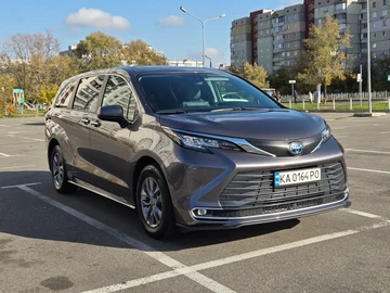 Авто Toyota Sienna 2021 № 8882418