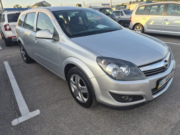 Авто Opel Astra 2011 № 8882425