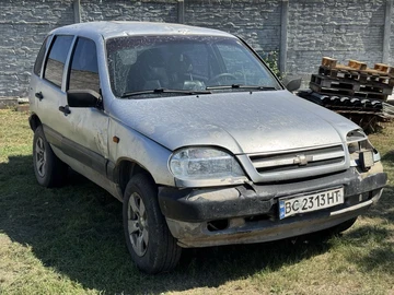 Авто Chevrolet Niva 2004 № 8882439
