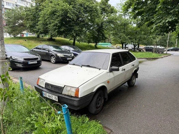Авто ВАЗ 2109 1996 № 8882510