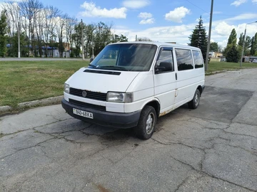 Авто Volkswagen Transporter 1992 № 8882525