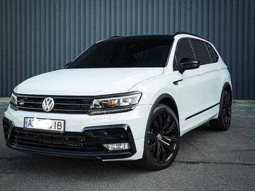 Авто Volkswagen Tiguan 2021 № 8882564