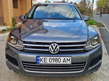 Авто Volkswagen Touareg 2014 № 8882604