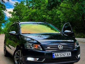 Авто Volkswagen Passat Variant 2013 № 8882643