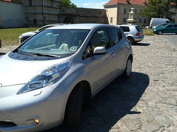 Авто Nissan Leaf 2012 № 8882652