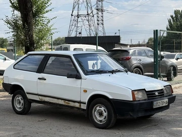 Авто ВАЗ 21083 1990 № 8882808