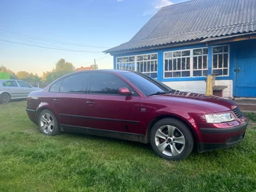 Авто Volkswagen Passat Sedan 2001 № 8882829