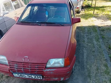 Авто Opel Kadett 1985 № 8882929