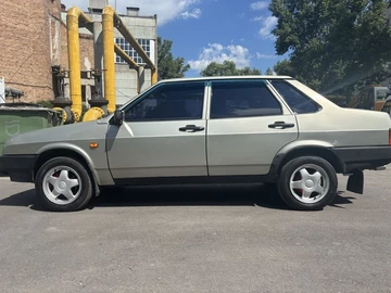 Авто ВАЗ 21099 2010 № 8882937