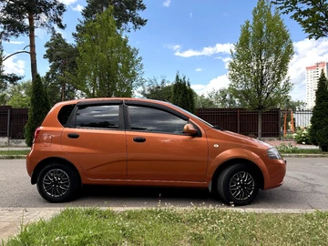 Авто Chevrolet Aveo 2006 № 8882948