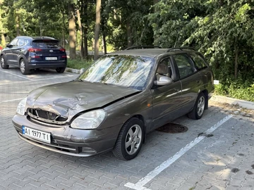 Авто Daewoo Nubira 2000 № 8883072