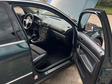 Авто Volkswagen Passat Sedan 2003 № 8883180