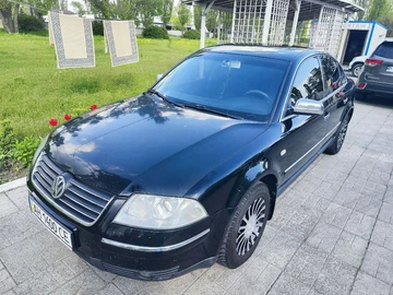 Авто Volkswagen Passat Sedan 2002 № 8883193