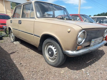 Авто ВАЗ 2101 1975 № 8883249