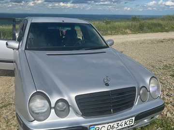 Авто Mercedes 220 1996 № 8883280