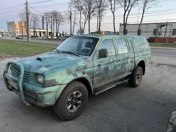 Авто Mitsubishi L 200 1990 № 8883321