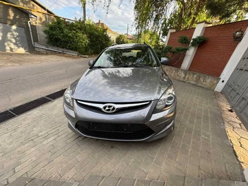 Авто Hyundai I30 2012 № 8883358