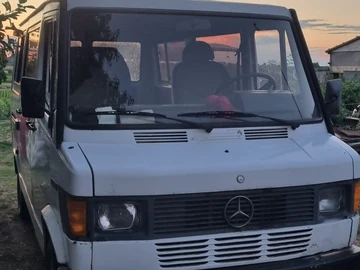 Авто Mercedes Mb 1993 № 8883507