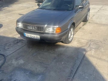Авто Audi A4 1992 № 8883642