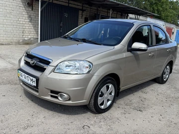 Авто Chevrolet Aveo 2015 № 8883732