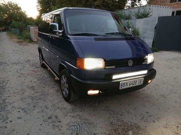 Авто Volkswagen Transporter 2002 № 8883888