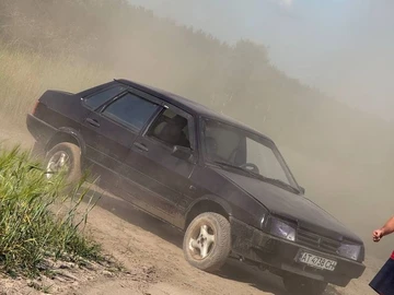 Авто ВАЗ 21099 1997 № 8883909