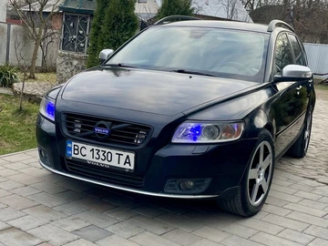 Авто Volvo V50 2008 № 8883956