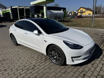 Авто Tesla Model 3 2019 № 8883979