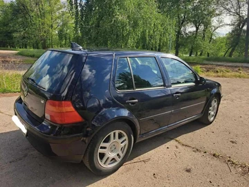 Авто Volkswagen Golf 1998 № 8884185