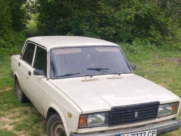 Авто ВАЗ 2107 1993 № 8884519