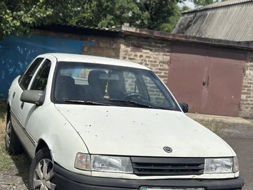 Авто Opel Vectra 1990 № 8884653