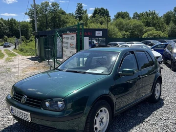 Авто Volkswagen Golf 1999 № 8884767